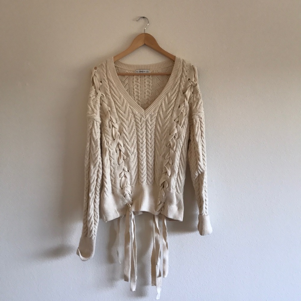 ➕Beautiful Sweater!